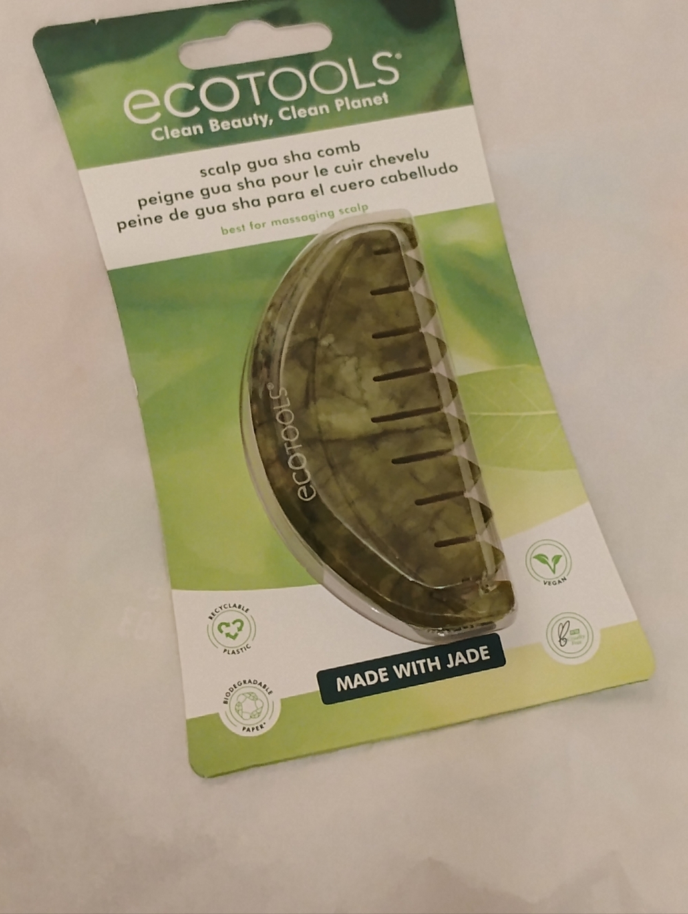 ecotools Jade Scalp Gua Sha Comb in Green
